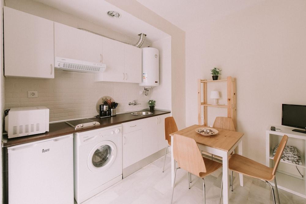 Sevilla Apartments San Luis