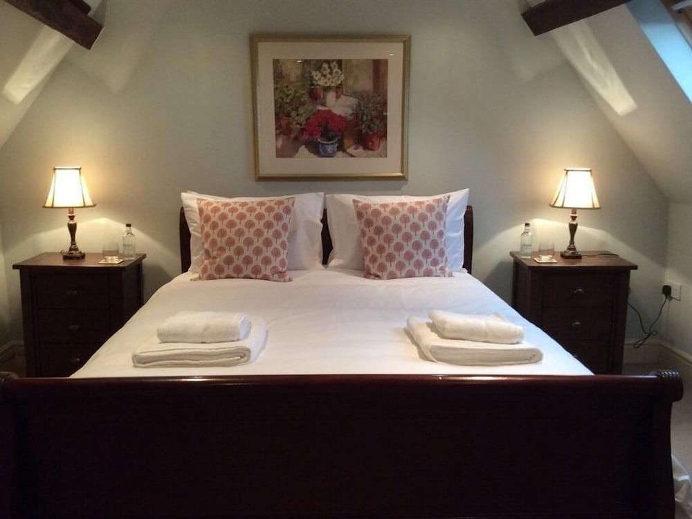 Castle Farm House B&B