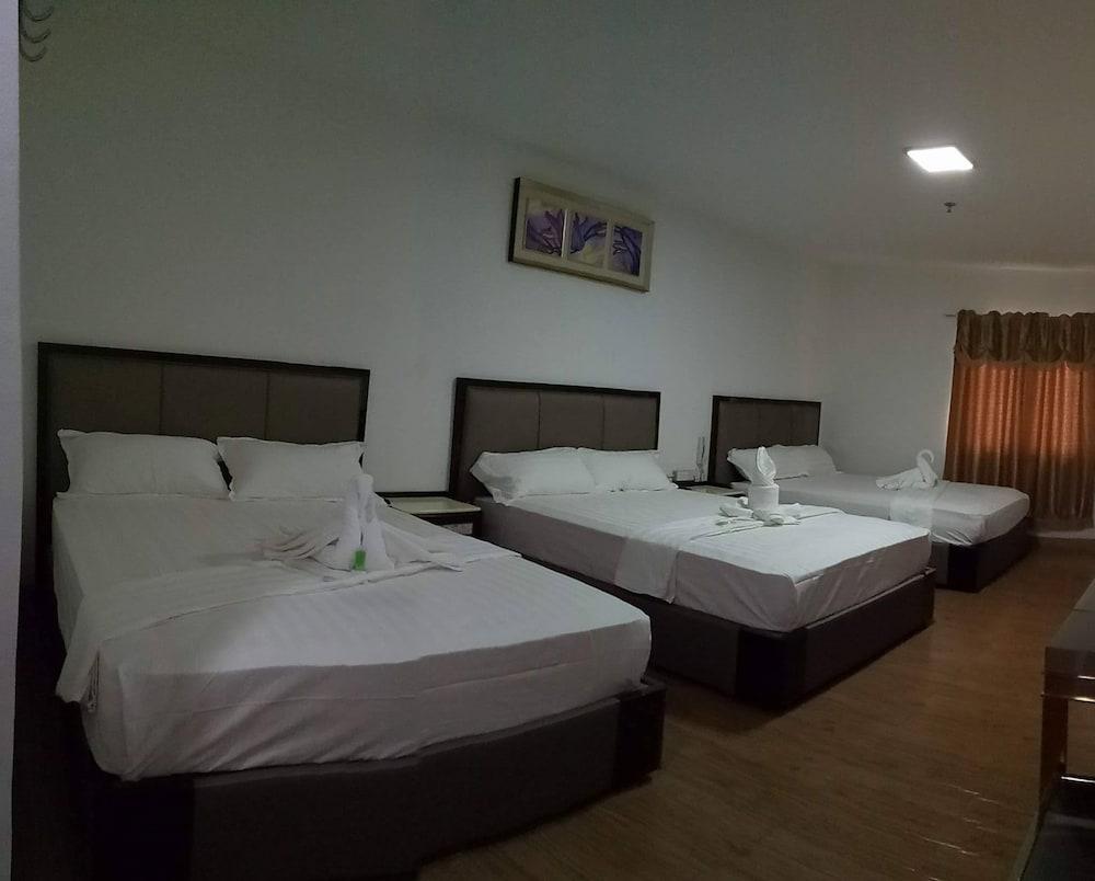 Meaco Hotel Royal - Tayuman