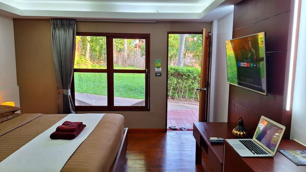 Alpha Gay Resort & Spa - Men Only