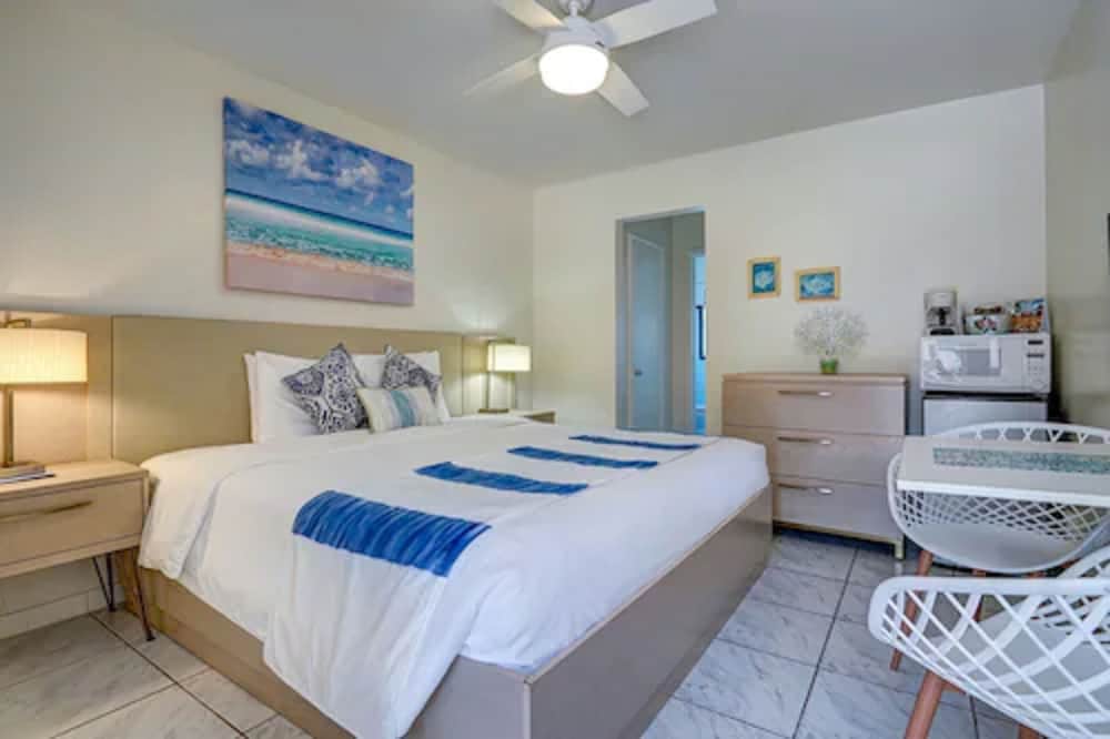 Sea Garden by the Sea