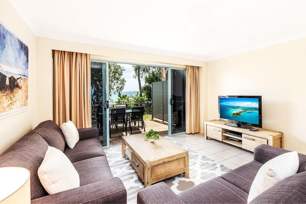 Sunset Waters Apartments