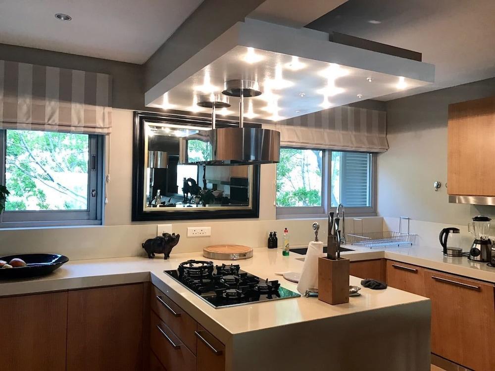 Clifton Spectacular Ocean View Apartment