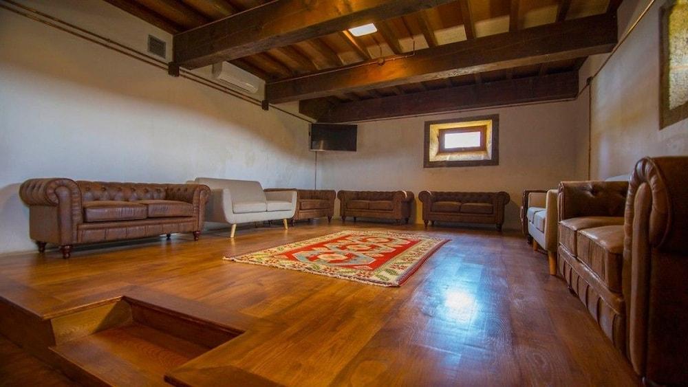 Monasterio y Pensión de Moraime