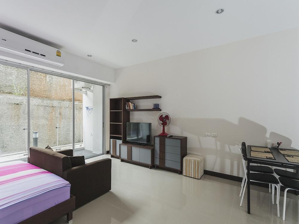 Condo in Karon in Chic Condo - Unit A108