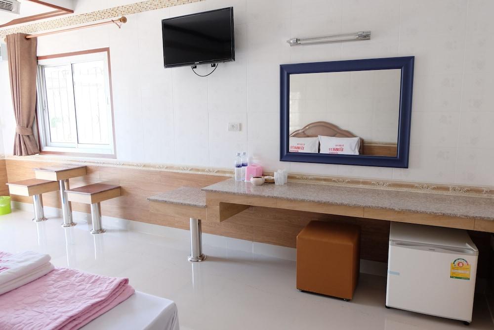 Bualuang Boutique Resort