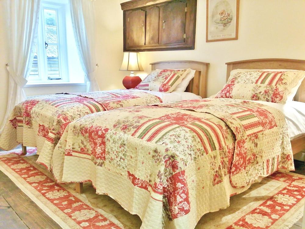 The Firecat Country House B&B