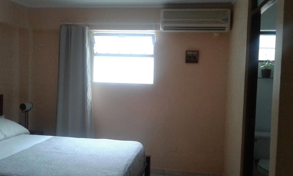 Villa Gascue Guest Apartments