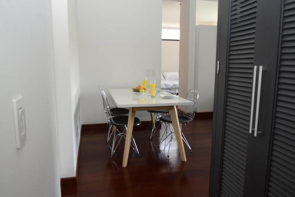 Punto 89 By NOMAD GURU