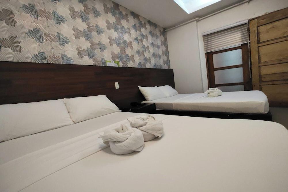 Taj Guesthouse Boracay