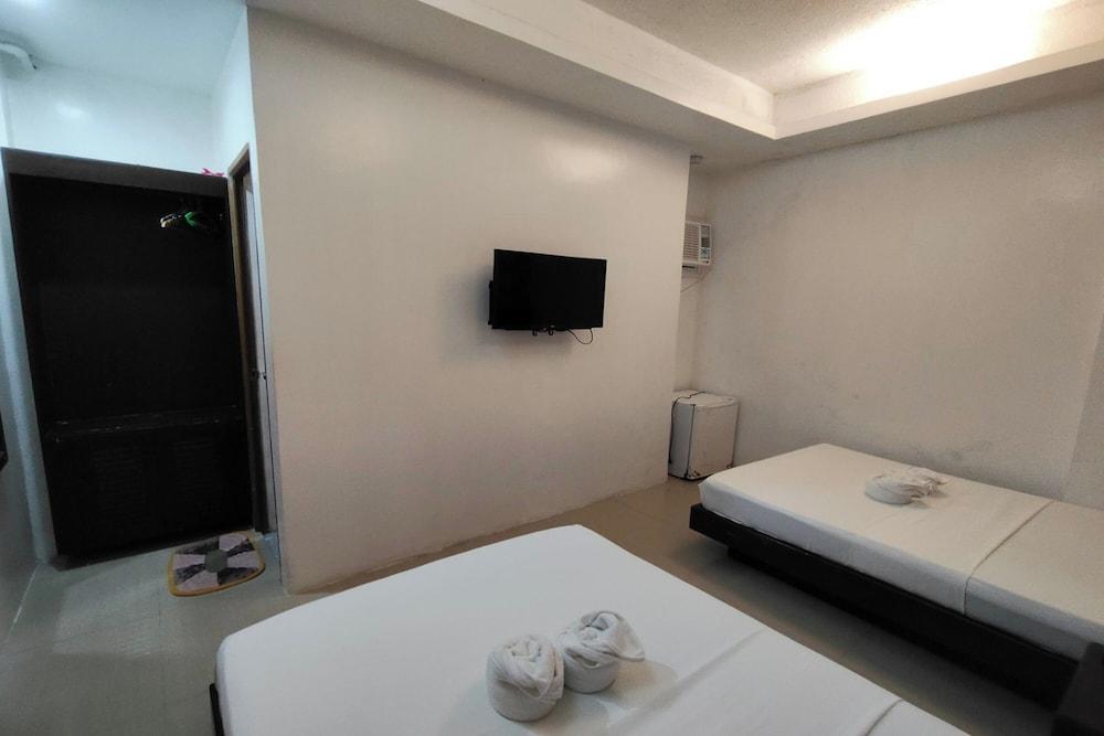 Taj Guesthouse Boracay