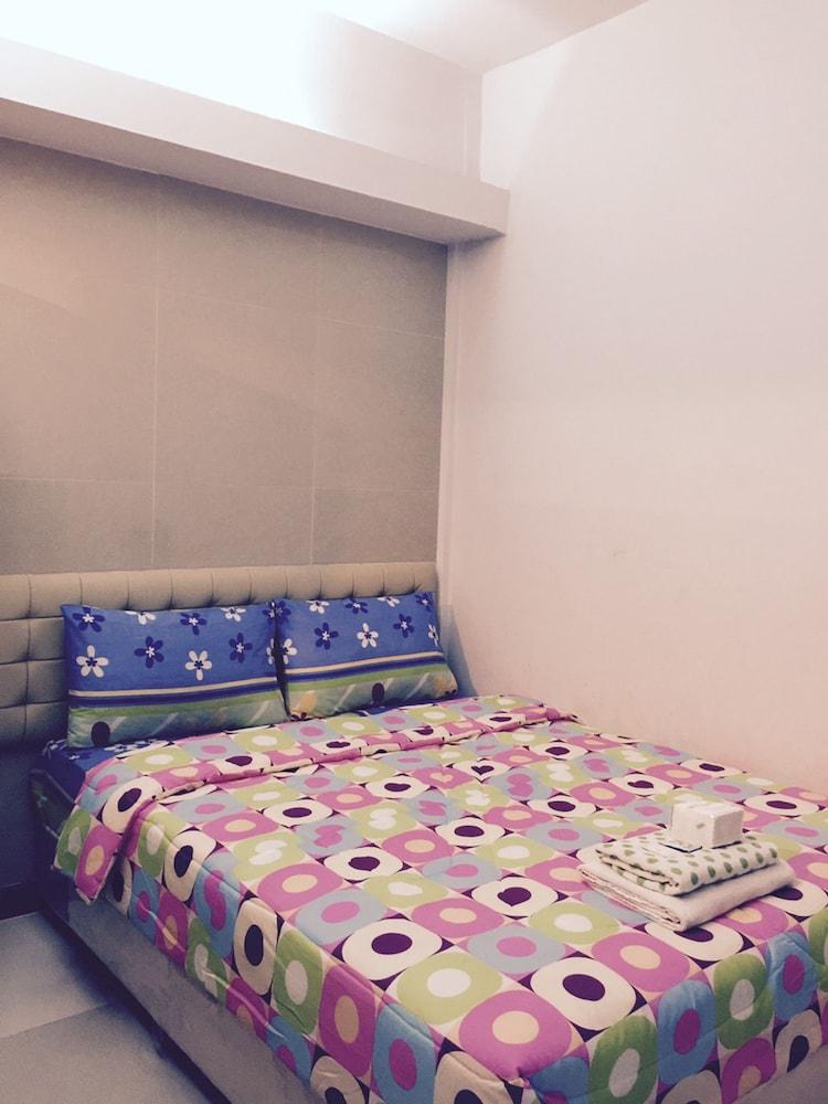 Nine Place Sukhumvit 40 - Hostel