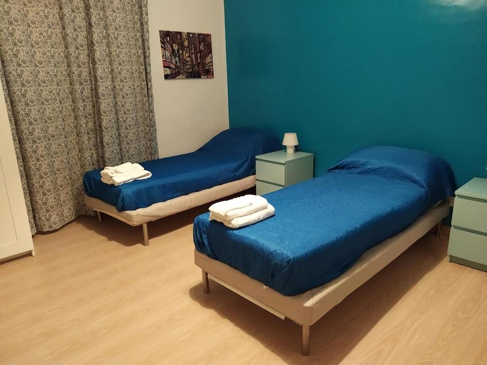 Barnet House Lamezia