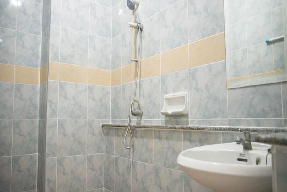 Domingo Hostel Donmuang