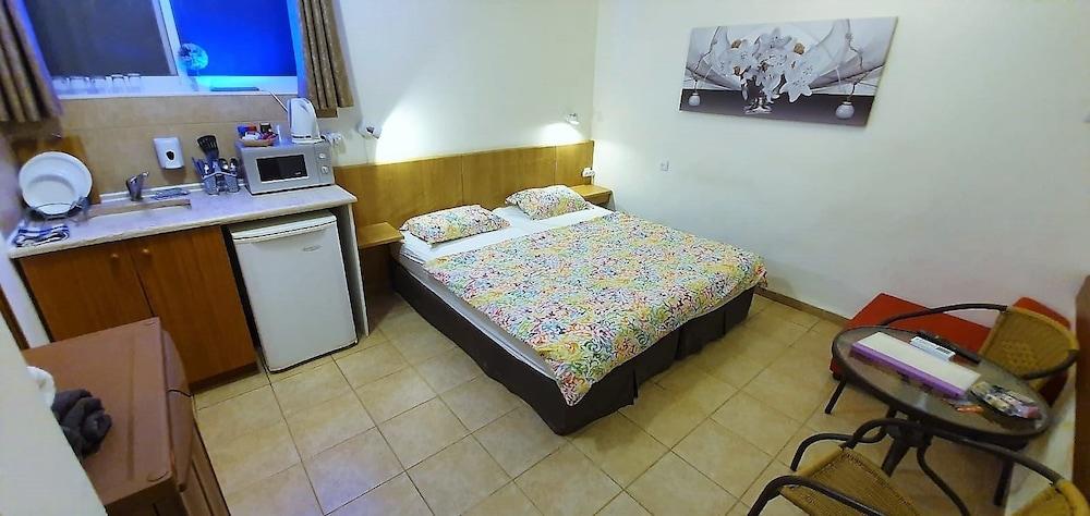 Aloni - Guest house Dead Sea