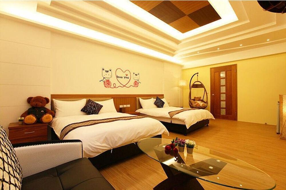 Together Happiness B&B