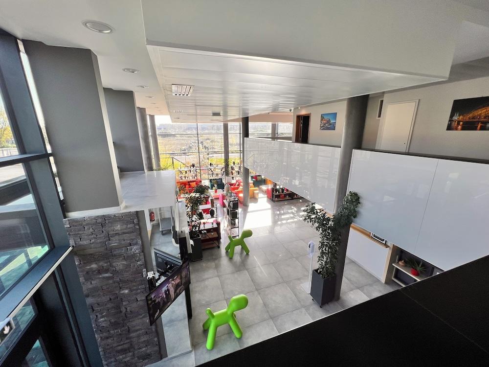 CAMPANILE METZ NORD - Woippy