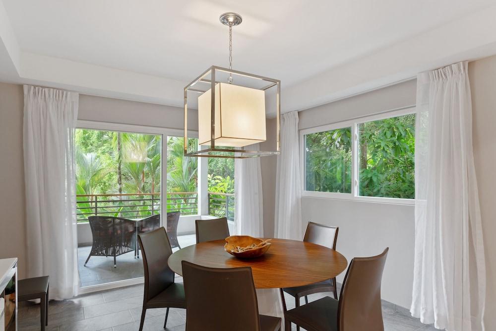 Elan at Ballena Beach