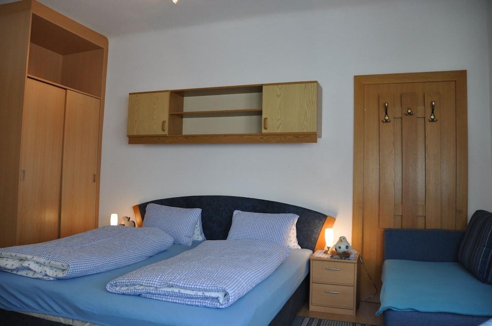 Appartements & Ferienwohnungen Pfausler