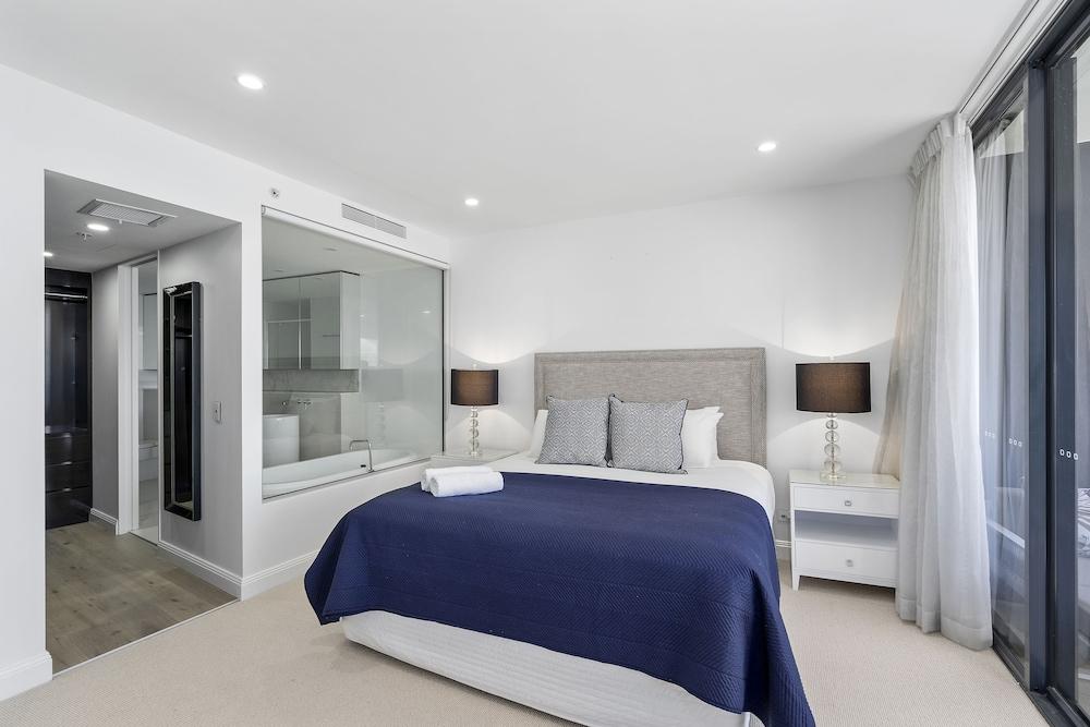 The Oracle Resort Broadbeach - GCLR