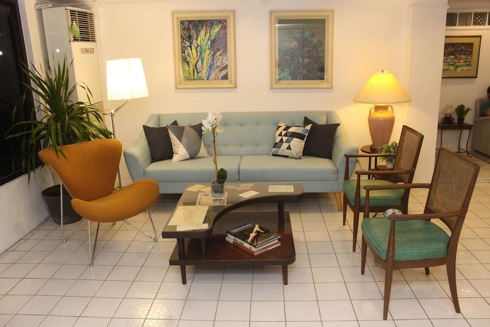 The White B&B Bacolod