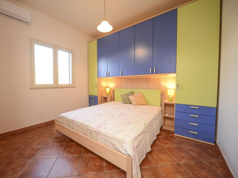 Rentopolis - Villa Torre Roccella