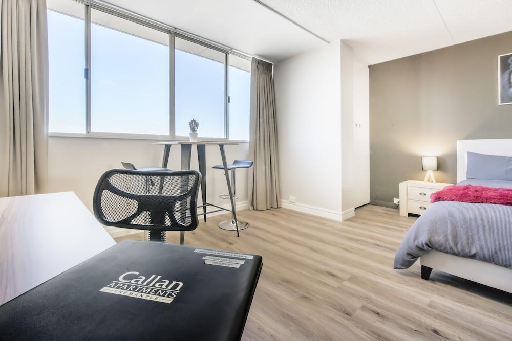 Celina's Ocean View Studio - Adults Only