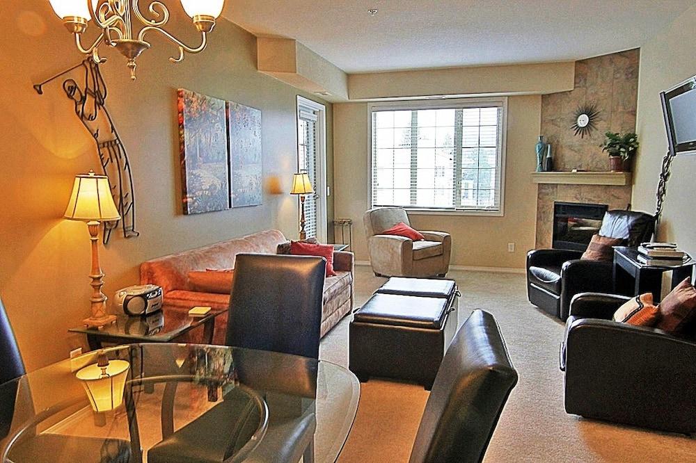 Pinnacle Pointe by KVR