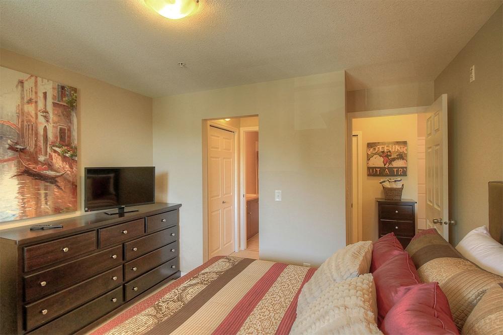 Pinnacle Pointe by KVR