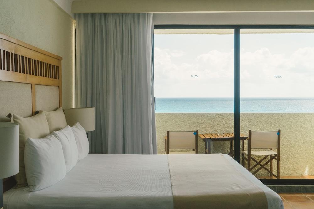 Hotel NYX Cancun All Inclusive