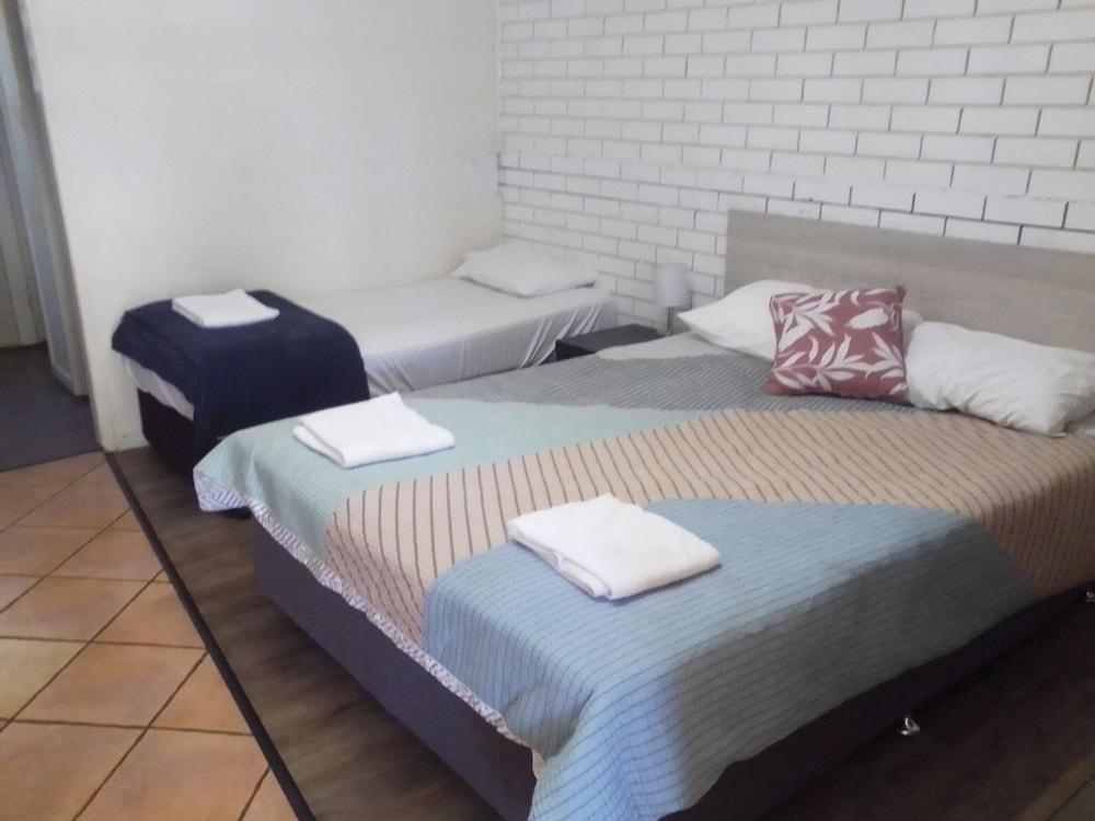 Paradise Lodge Motel