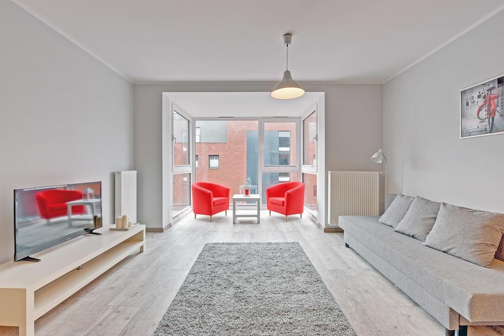 TriApart Chmielna Park Purple