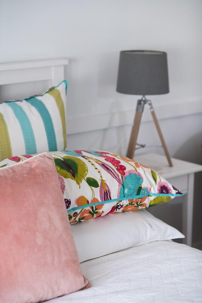 The Sampson - Orange