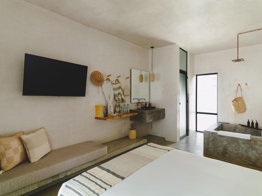 Drift San Jose del Cabo, a Member of Design Hotels