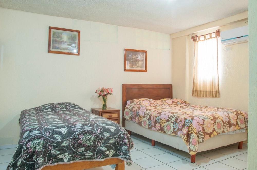 Hotel y Suites Continental