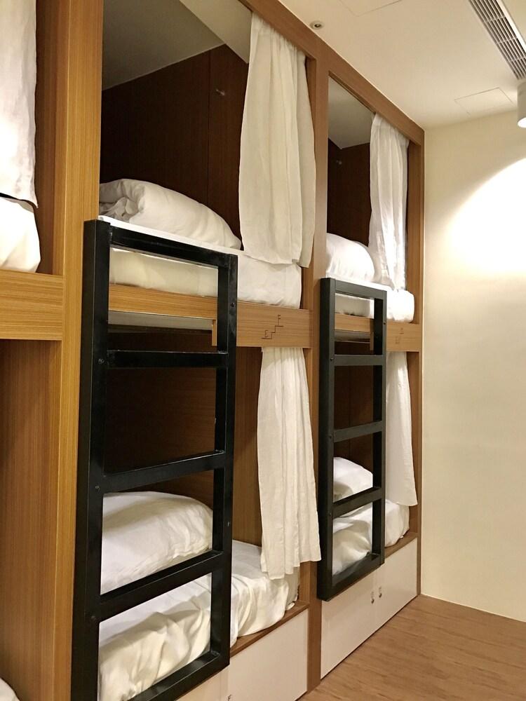 Master Chitow - Hostel