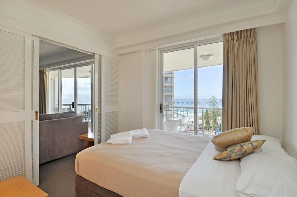 Moroccan Resort - HR Surfers Paradise