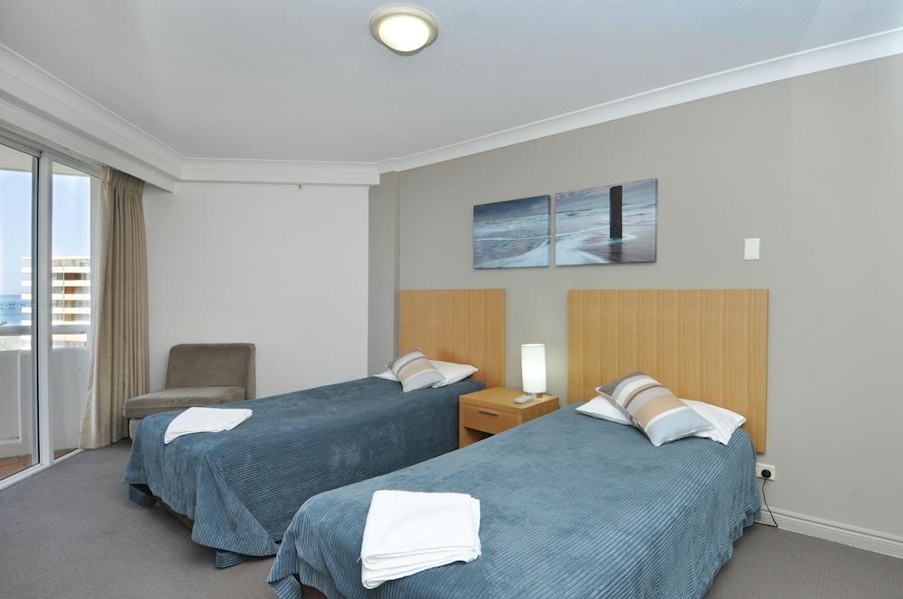 Moroccan Resort - HR Surfers Paradise