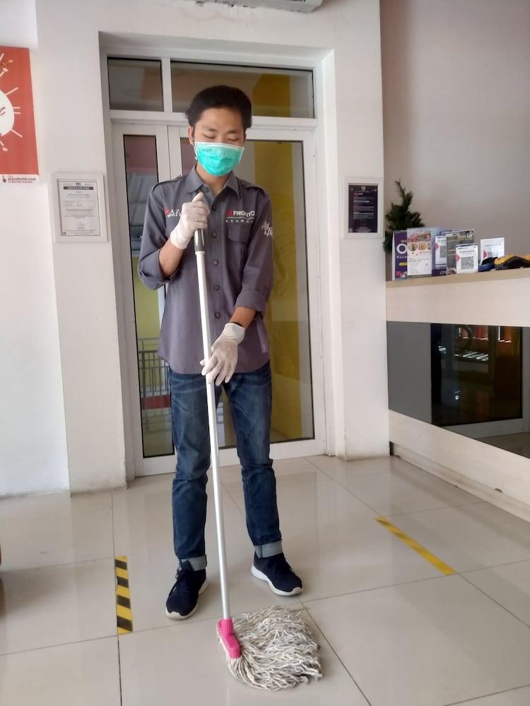 Djo Front One Inn Bengkulu