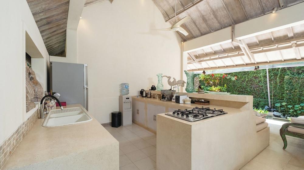 Villa Gembira by Villa Finder