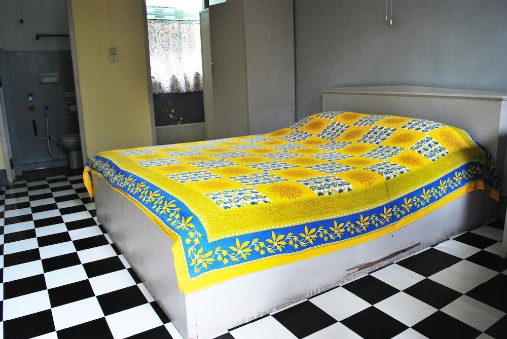 Baan JaJa Guesthouse