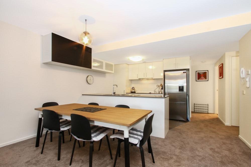 Accommodate Canberra - Braddon 33