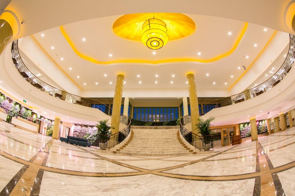 Resort Golden Palm Sanya