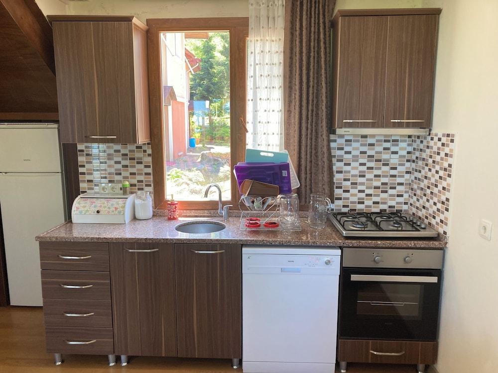 Zarha Mountain Resort