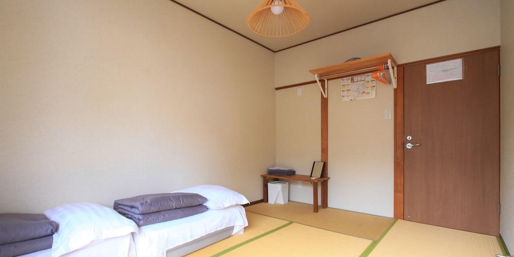 Guesthouse Hakuka - Hostel