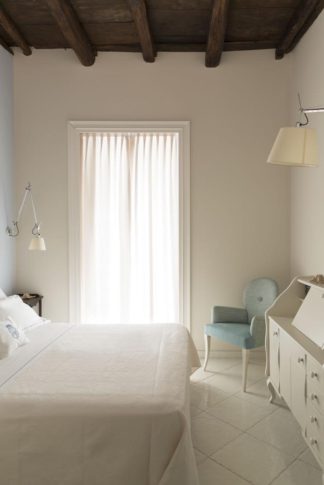 Palazzo Mottola Tropea