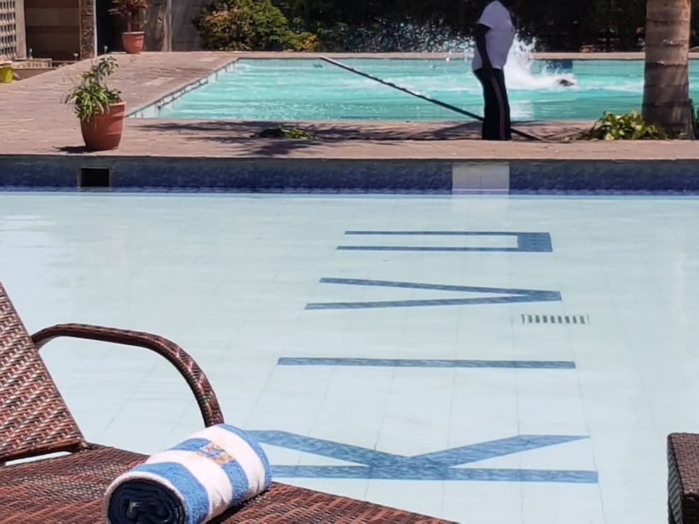 Kivu Resort - Hostel