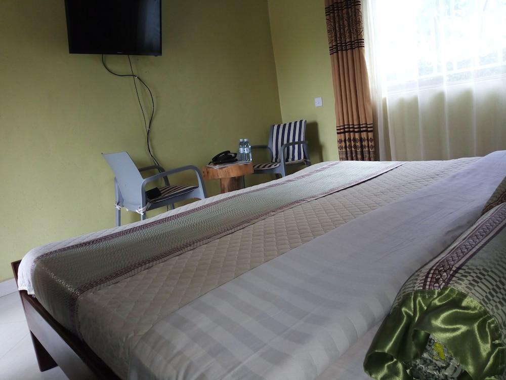 Philo Leisure Gardens