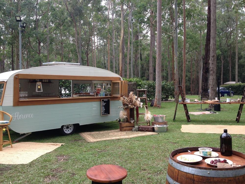 Mistinthegumtrees Eco Luxury Cabins