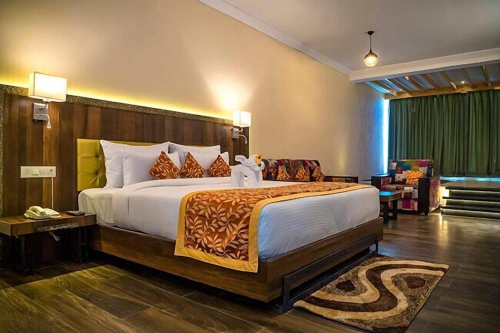 Via Lakhela Resort & Spa